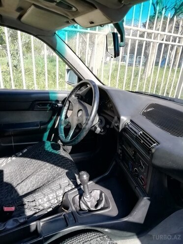 BMW 525 1988, 321,551 km - 2.5 л - Bakı