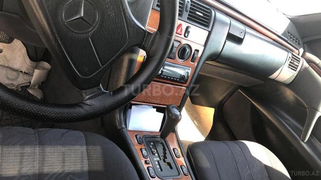 Mercedes E 240 1998, 222,222 km - 2.4 l - Bakı