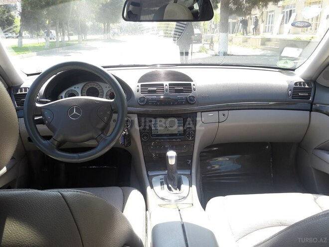 Mercedes E 220 2002, 430,000 km - 2.2 л - Sumqayıt