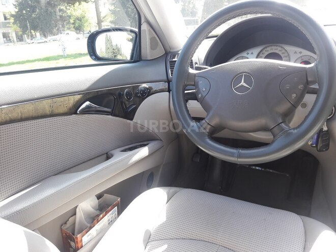 Mercedes E 220 2002, 430,000 km - 2.2 л - Sumqayıt