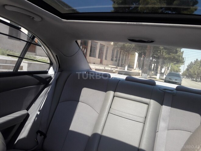 Mercedes E 220 2002, 430,000 km - 2.2 л - Sumqayıt