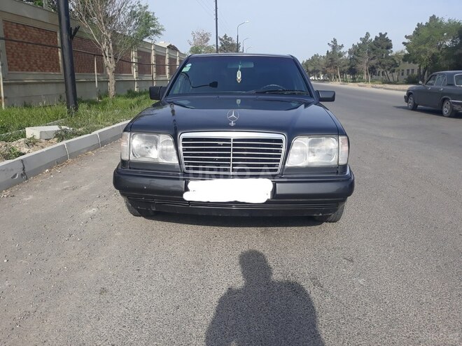 Mercedes E 220 1994, 340,000 km - 2.2 l - Sumqayıt