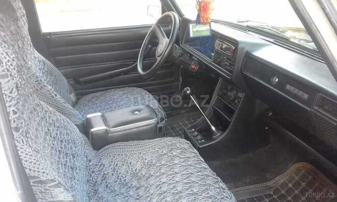 LADA (VAZ) 2107 2006, 168,000 km - 1.6 л - Yardımlı