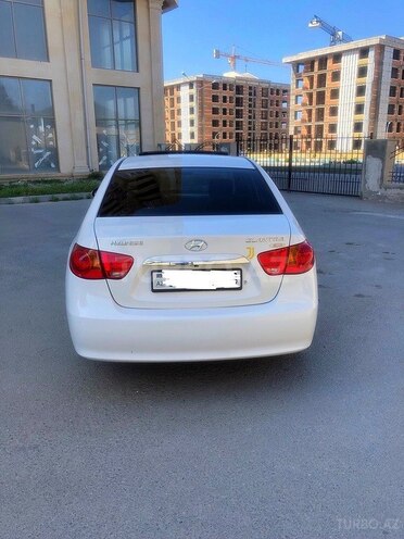 Hyundai Elantra 2009, 147,100 km - 2.0 l - Bakı