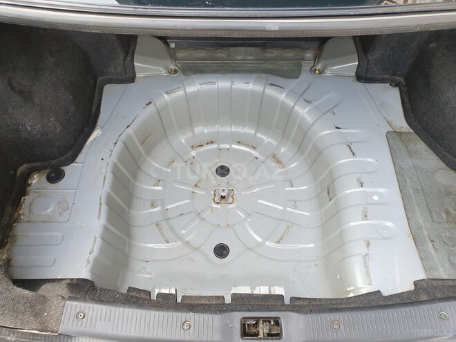 Nissan Sunny 2005, 214,000 km - 1.3 l - Bakı