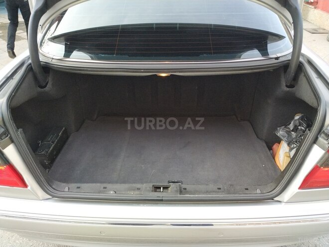 Mercedes E 320 2001, 238,000 km - 3.2 l - Bakı