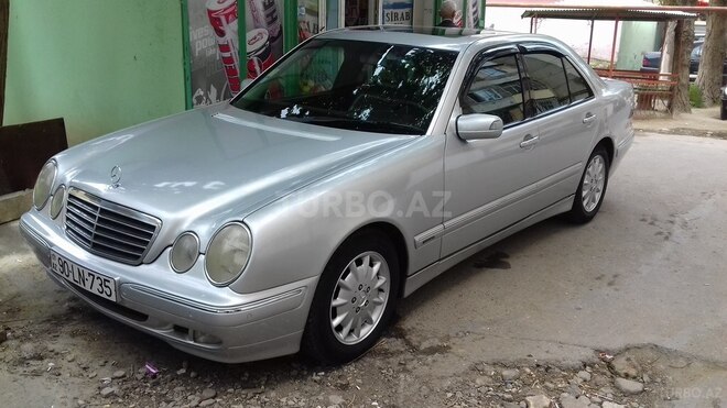 Mercedes E 240 1999, 197,872 km - 2.4 л - Bakı