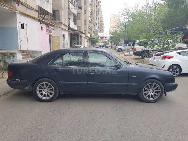 Mercedes E 240 1998, 354,864 km - 2.4 л - Bakı