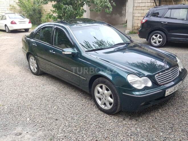 Mercedes C 200 2001, 298,000 km - 2.0 l - Masallı