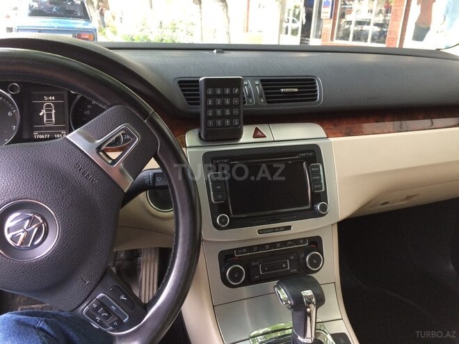 Volkswagen Passat CC 2010, 17,000 km - 2.0 l - Göyçay