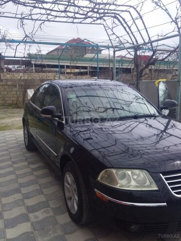Volkswagen Passat 2004, 330,000 km - 1.8 l - Bakı
