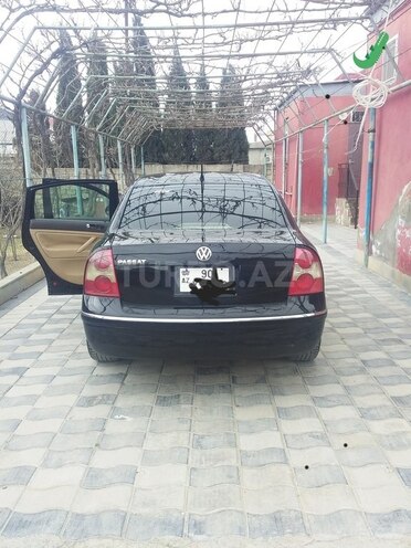 Volkswagen Passat 2004, 330,000 km - 1.8 l - Bakı