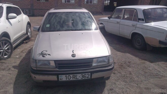 Opel Vectra 1992, 446,445 km - 1.8 л - Bakı