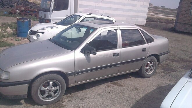 Opel Vectra 1992, 446,445 km - 1.8 л - Bakı