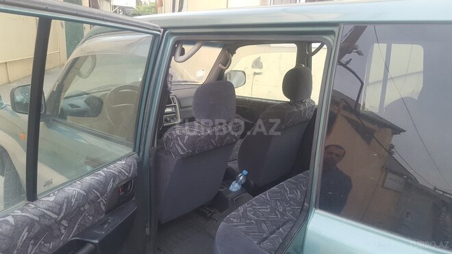 Mitsubishi Pajero io 2000, 235,000 km - 1.8 л - Bakı
