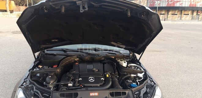 Mercedes C 250 2013, 58,321 km - 1.8 л - Bakı