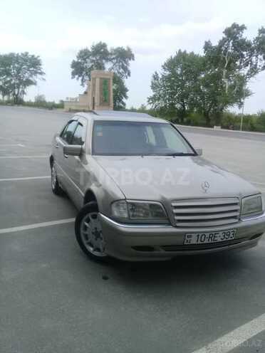 Mercedes C 180 1994, 492,822 km - 1.8 l - Quba