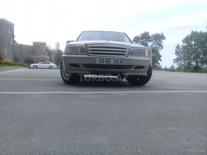 Mercedes C 180 1994, 492,822 km - 1.8 l - Quba