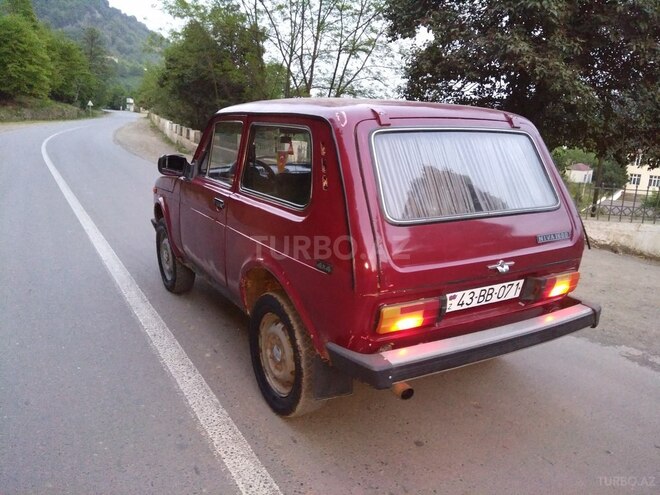 LADA (VAZ) Niva 1991, 456,236 km - 1.7 l - Lerik