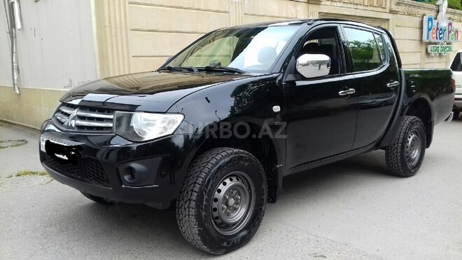 Mitsubishi L200 2013, 138,000 km - 2.5 l - Bakı