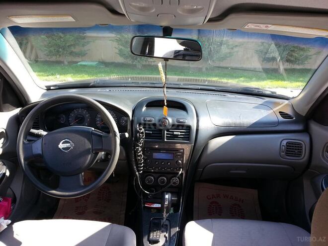 Nissan Sunny 2010, 114,274 km - 1.6 l - Bakı