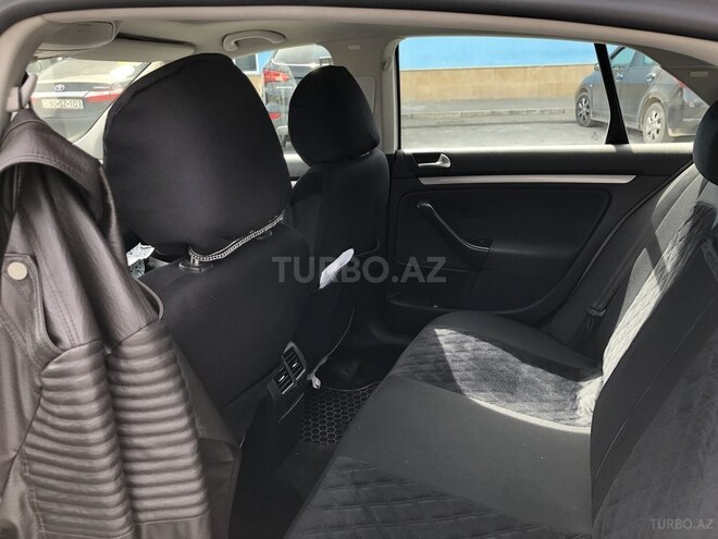 Volkswagen Jetta 2010, 225,000 km - 1.6 л - Bakı