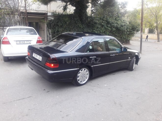 Mercedes C 220 1999, 235,700 km - 2.2 l - Bakı