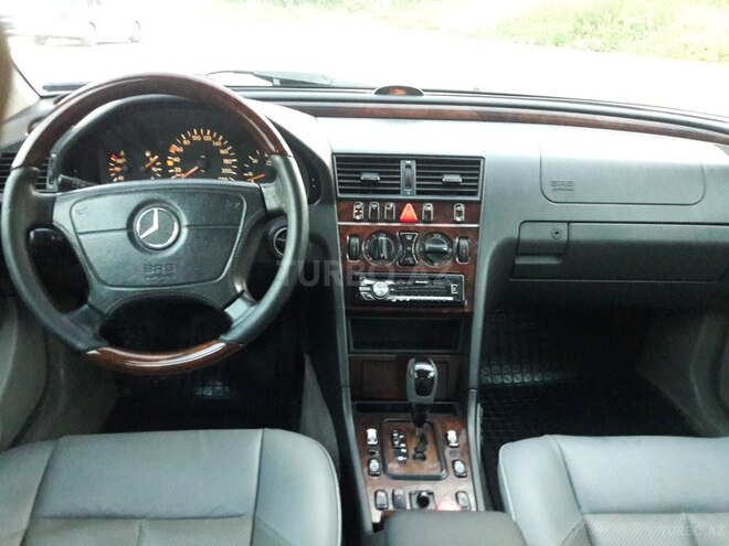 Mercedes C 220 1999, 235,700 km - 2.2 l - Bakı