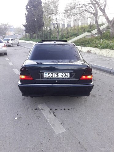 Mercedes C 220 1999, 235,700 km - 2.2 l - Bakı