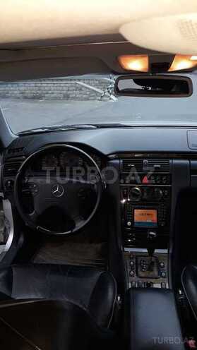Mercedes E 320 2000, 319,993 km - 3.2 l - Bakı