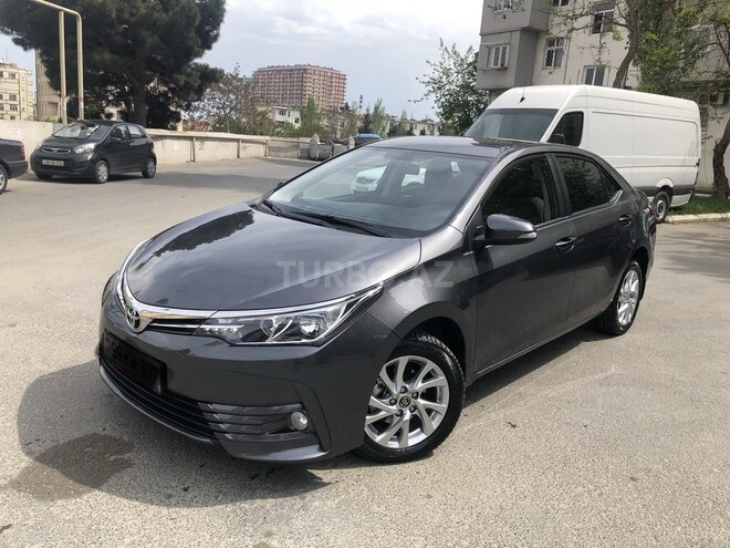 Toyota Corolla 2017, 49,000 km - 1.6 l - Bakı