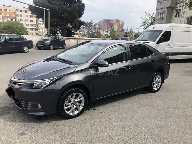 Toyota Corolla 2017, 49,000 km - 1.6 l - Bakı