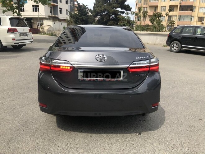 Toyota Corolla 2017, 49,000 km - 1.6 l - Bakı