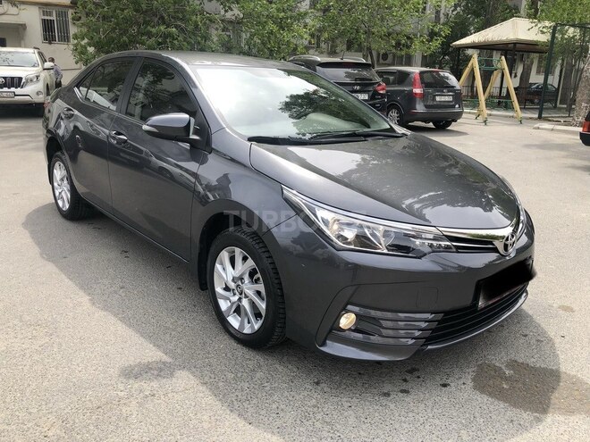 Toyota Corolla 2017, 49,000 km - 1.6 l - Bakı