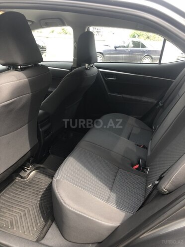 Toyota Corolla 2017, 49,000 km - 1.6 l - Bakı