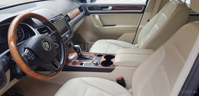 Volkswagen Touareg 2010, 105,000 km - 3.6 l - Bakı