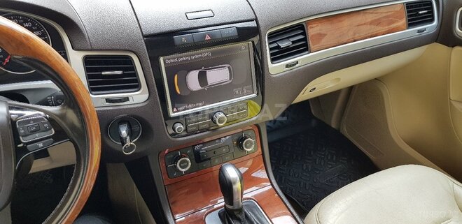 Volkswagen Touareg 2010, 105,000 km - 3.6 l - Bakı