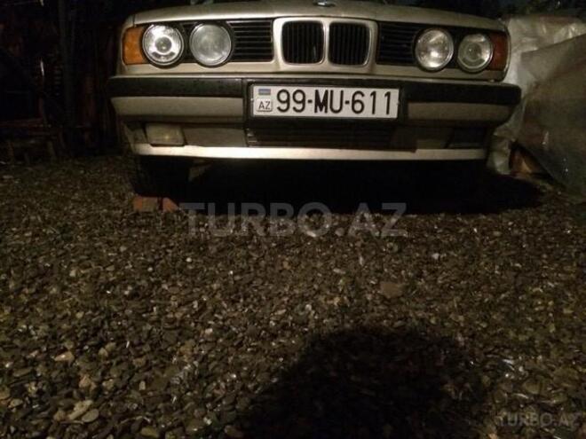 BMW 525 1988, 520,000 km - 2.5 l - Bakı