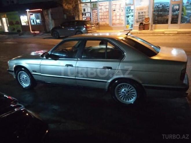 BMW 525 1988, 520,000 km - 2.5 l - Bakı