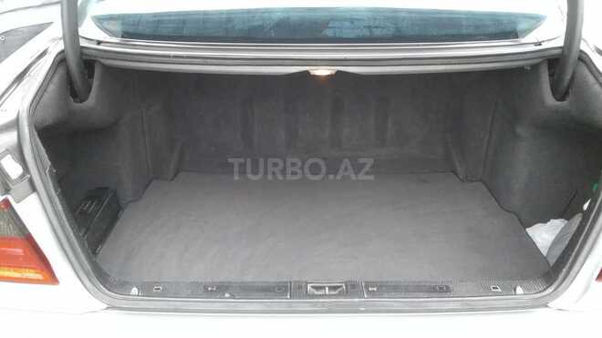 Mercedes E 240 1999, 312,000 km - 2.4 l - Bakı