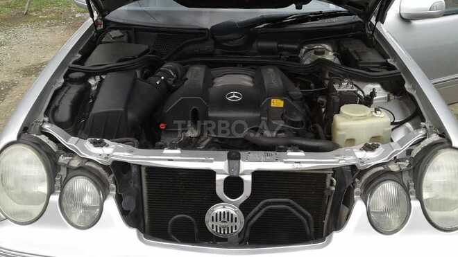 Mercedes E 240 1999, 312,000 km - 2.4 l - Bakı