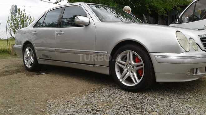 Mercedes E 240 1999, 312,000 km - 2.4 l - Bakı