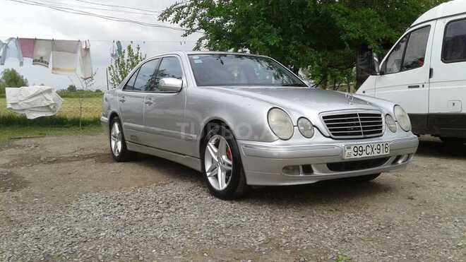 Mercedes E 240 1999, 312,000 km - 2.4 l - Bakı