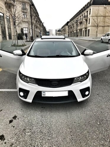 Kia Cerato Koup 2009, 158,000 km - 2.0 l - Bakı
