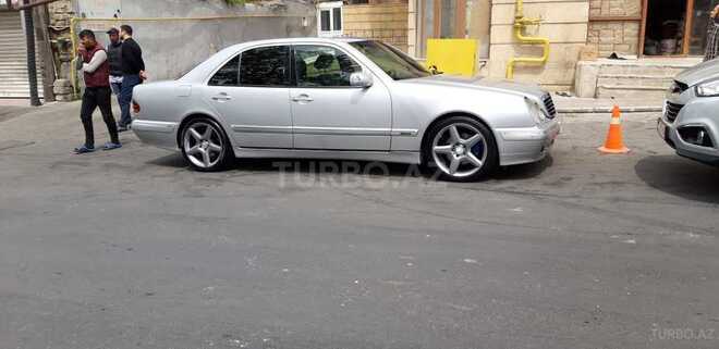 Mercedes E 320 2000, 35,000 km - 3.2 l - Bakı