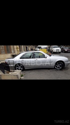 Mercedes E 320 2000, 35,000 km - 3.2 l - Bakı