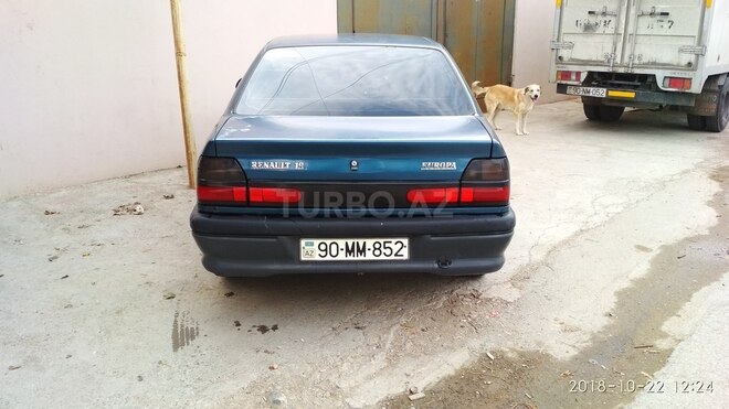 Renault 19 1998, 290,000 km - 0.1 l - Bakı