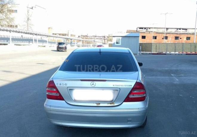 Mercedes C 200 2000, 263,000 km - 2.0 l - Bakı