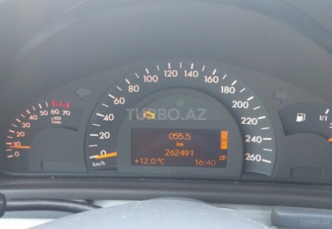Mercedes C 200 2000, 263,000 km - 2.0 l - Bakı