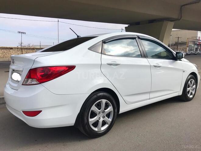 Hyundai Accent 2013, 177,800 km - 1.6 l - Bakı
